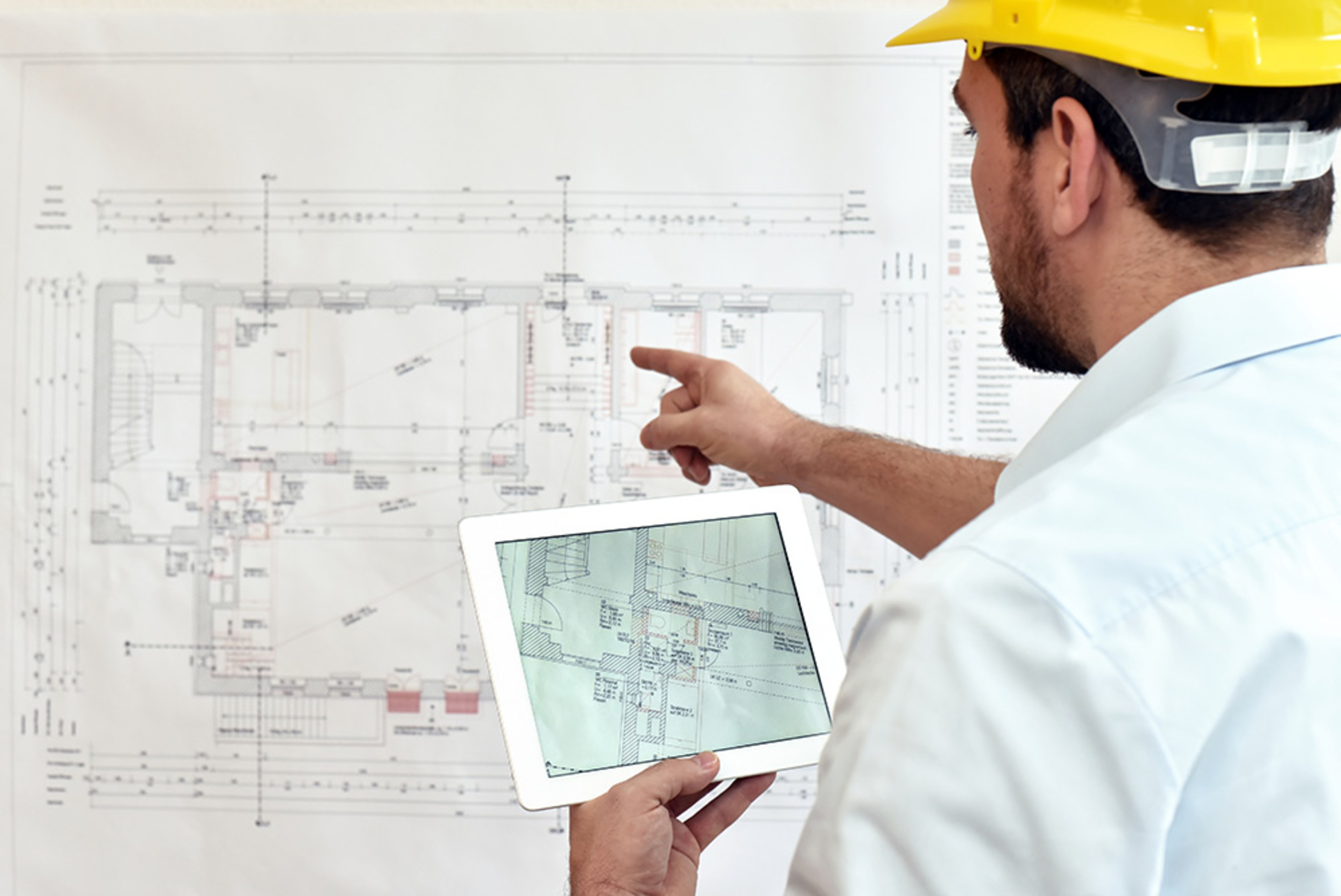 CAD-Planung bei ALL IN ONE Elektro & IT Technologie GmbH in Frankfurt am Main