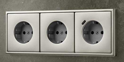SCHUKO® Steckdosen mit USB bei ALL IN ONE Elektro & IT Technologie GmbH in Frankfurt am Main