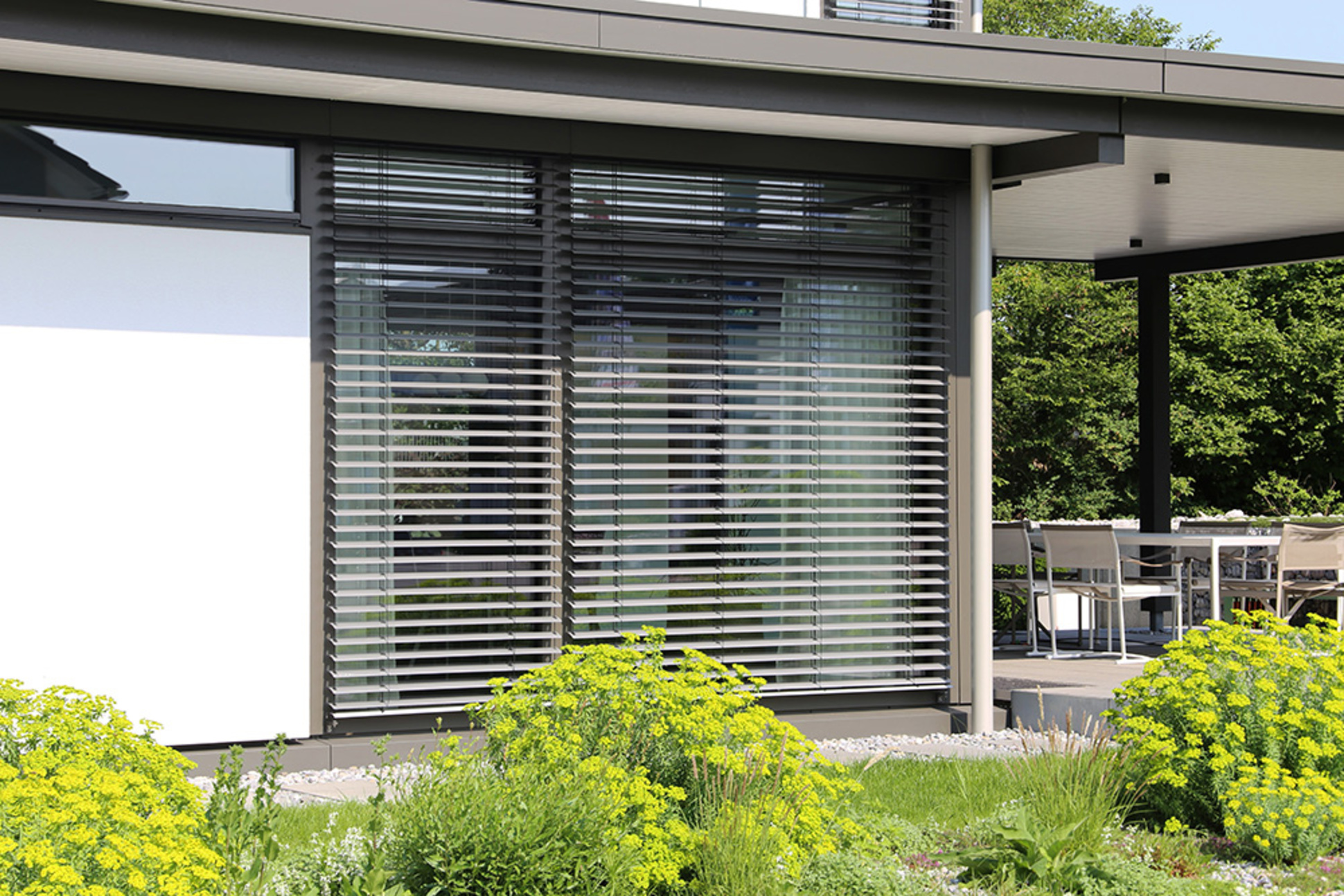Rollladen­steuerung bei ALL IN ONE Elektro & IT Technologie GmbH in Frankfurt am Main