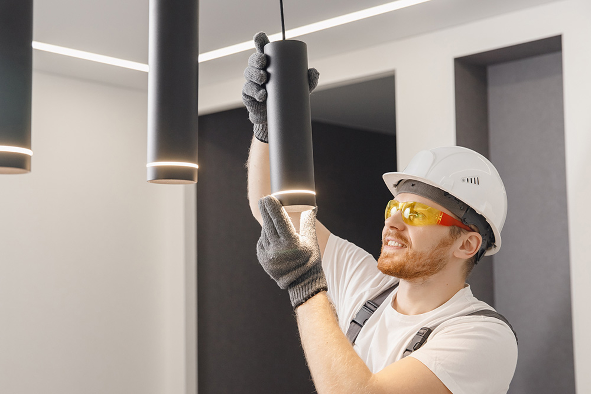 Innen­beleuchtung bei ALL IN ONE Elektro & IT Technologie GmbH in Frankfurt am Main