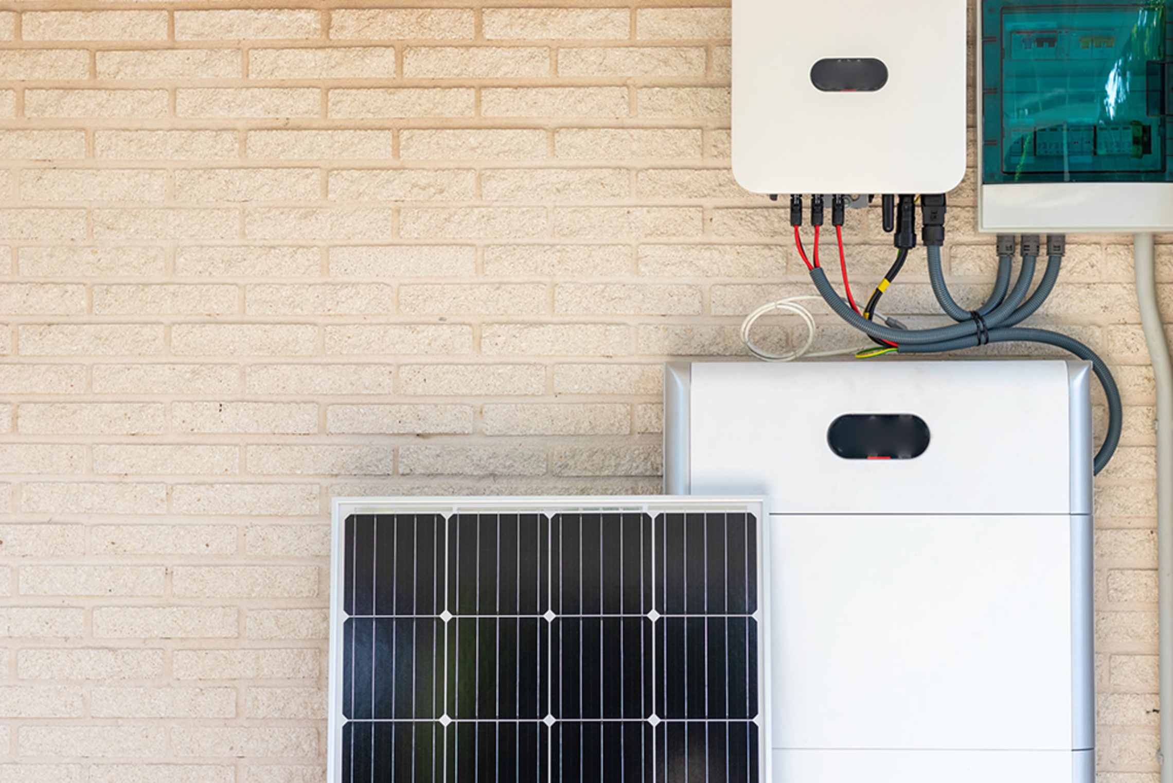 Speicher&shy;lösungen bei ALL IN ONE Elektro & IT Technologie GmbH in Frankfurt am Main